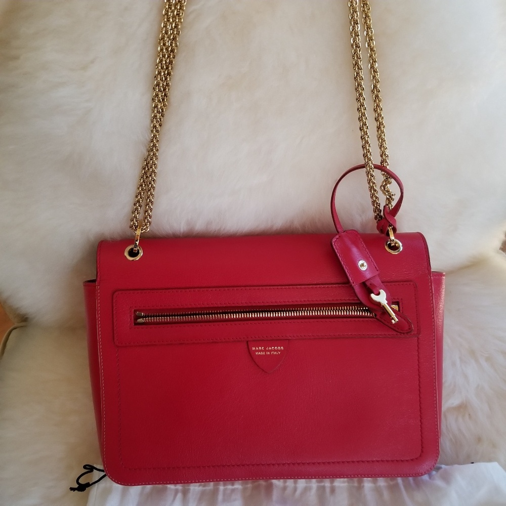 Marc Jacobs Italian Leather with Key/Lock - Picture 4 of 8